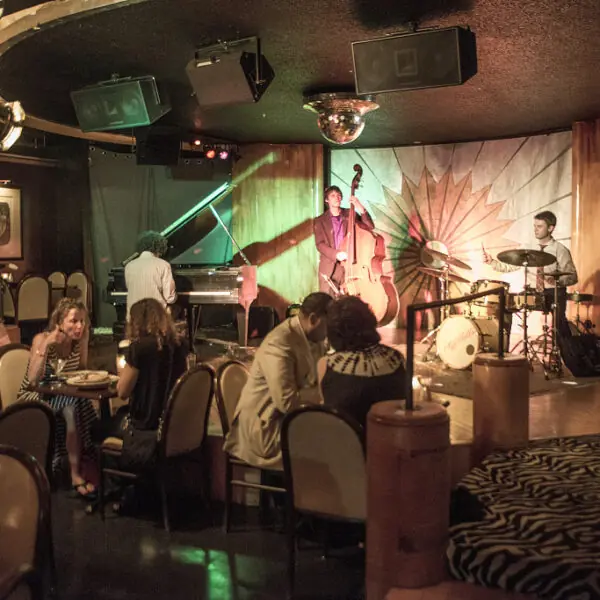 Cliff Bell’s Detroit | Live Jazz & Cocktails in Downtown Detroit