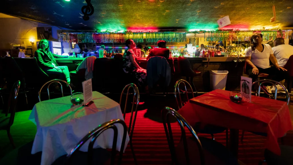 Raven Lounge Blues Bar | Detroit's