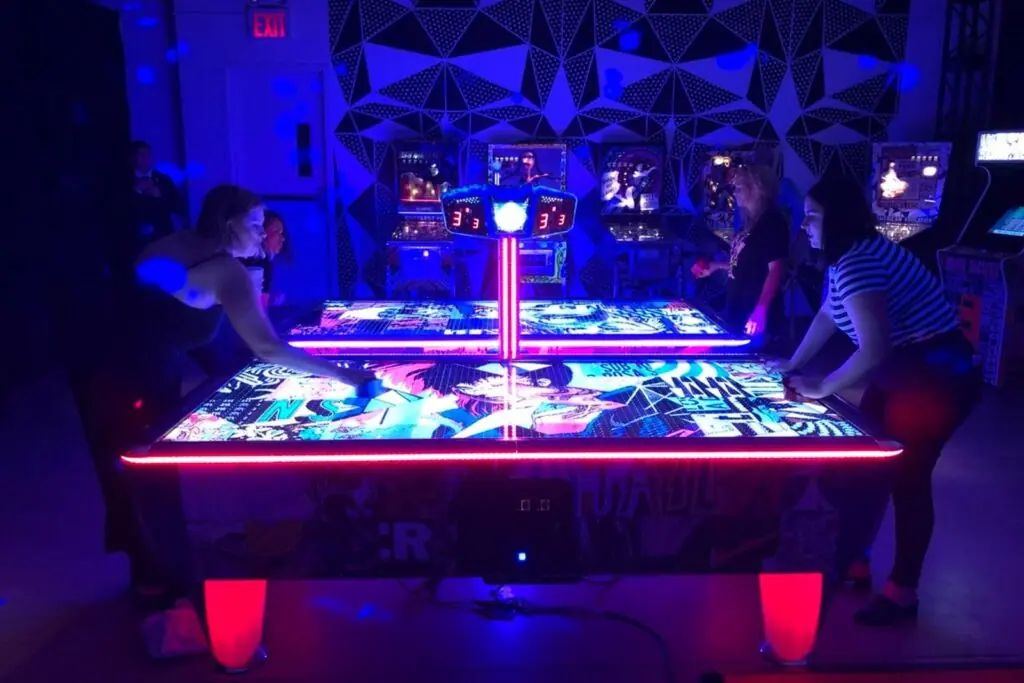 Deluxx Fluxx Air Hockey