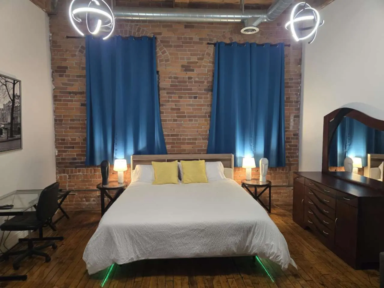Detroit Furnished Rentals