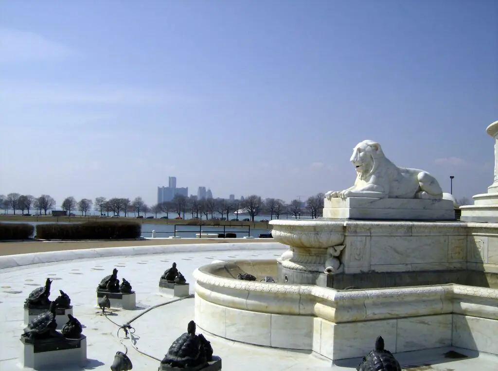 James Scott Memorial in the Winter
