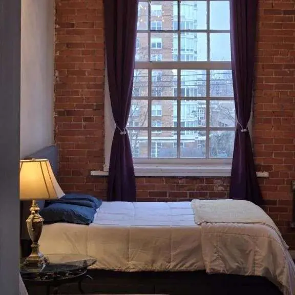 Detroit Artsy Industrial Loft At Detroit Furnished Rentals