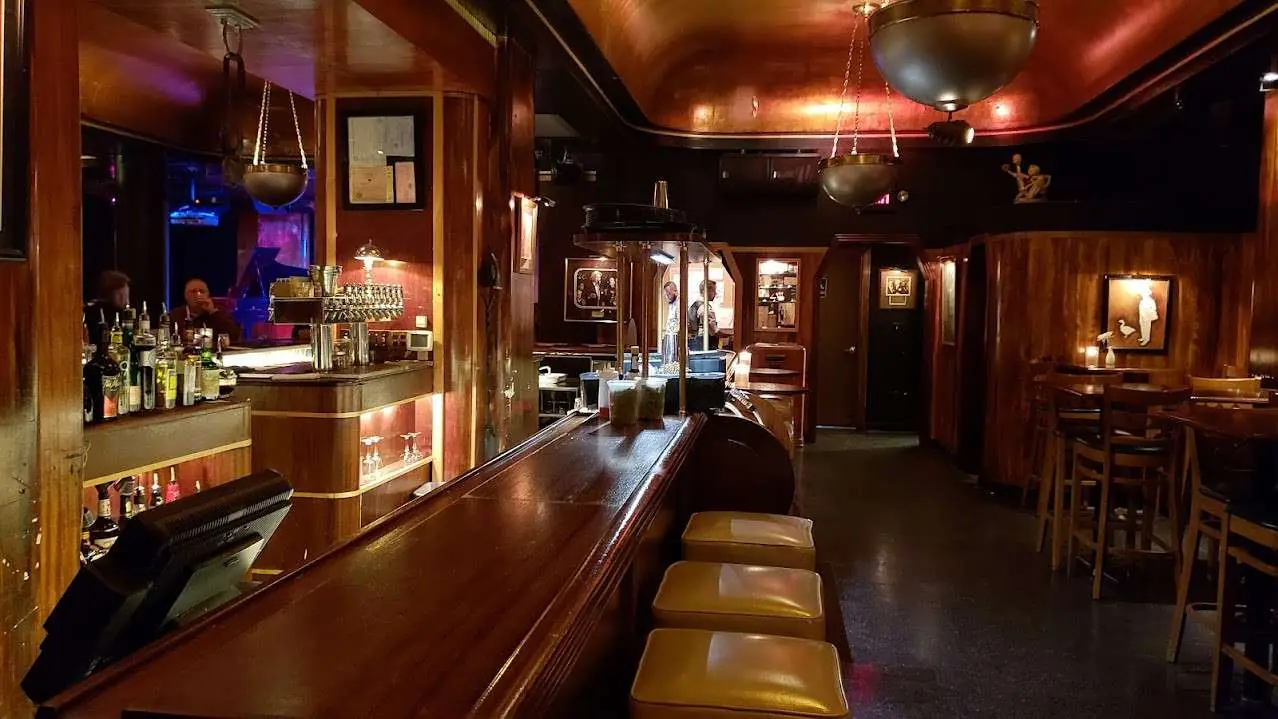 Cliff Bell's Jazz Club