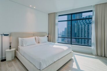 mid term rentals Detroit furnished modern loft skyline - mid term rentals Detroit furnished