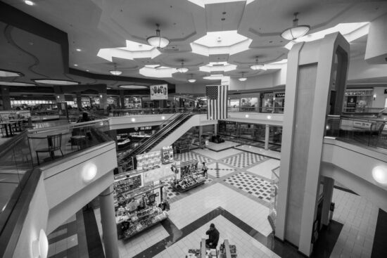 Kohl's Roseville MI Macomb Mall shopping district